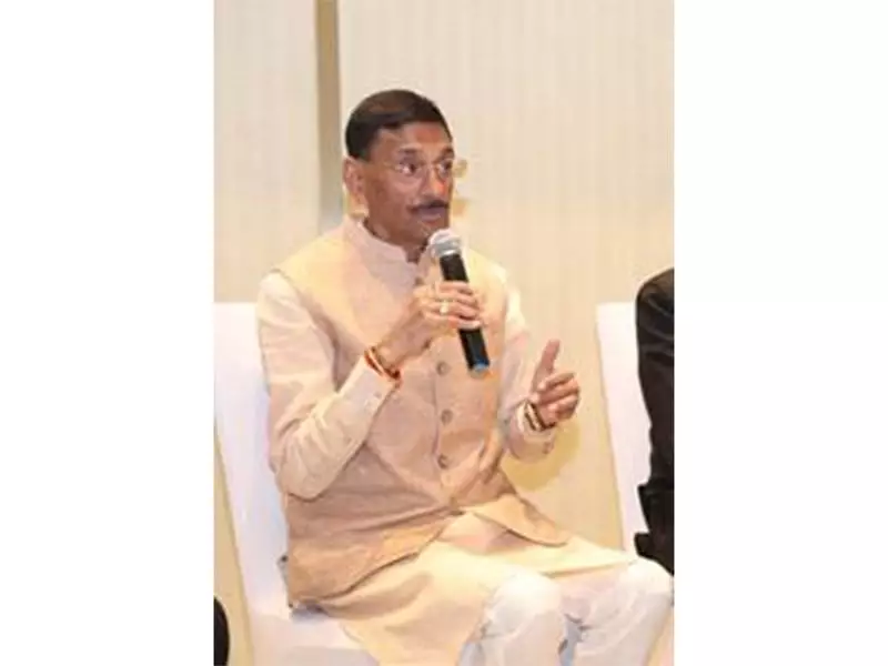 Indian Defence Minister Holds Industry Roundtable in Dubai to Boost Ties