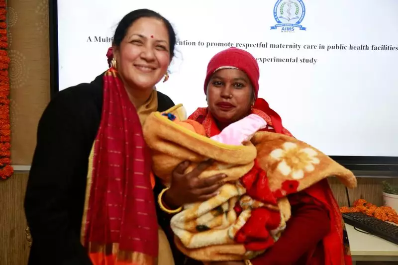 Indian Music Eases Labour Pain: Mohali AIMS Trial Shows 20% Reduction