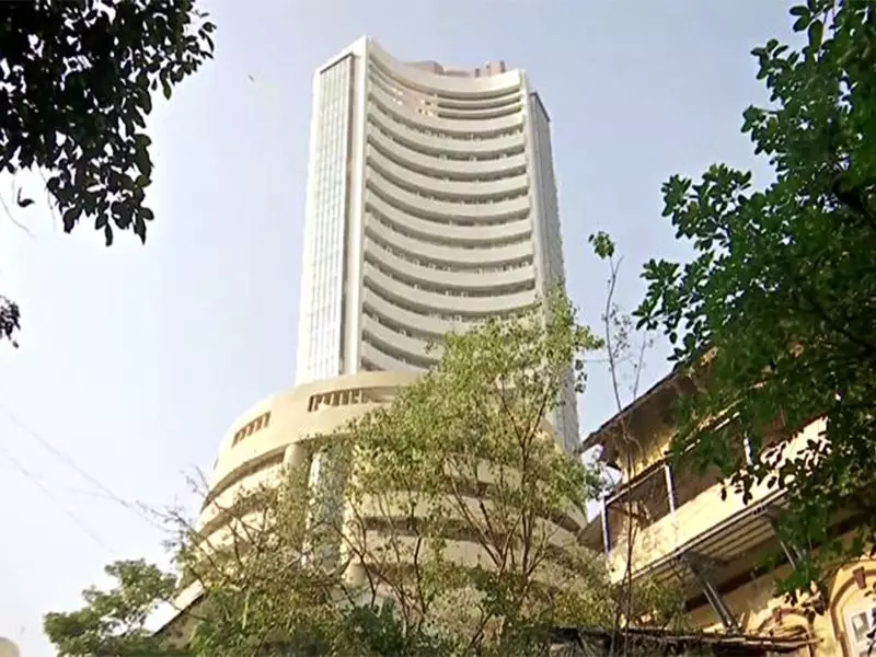 Indian Stock Markets Stagnate as US-India Trade Deal Uncertainty Looms | NSE & BSE Analysis