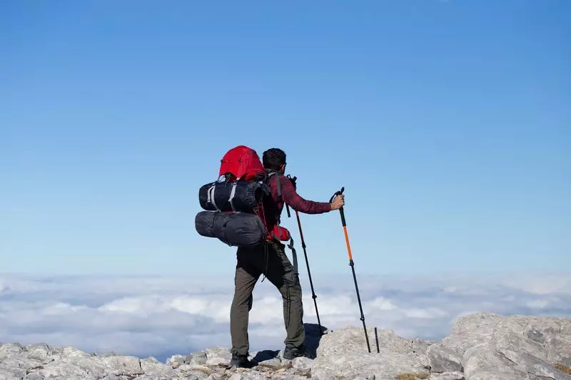 Indian Trekker Succumbs to Altitude Sickness on Nepal's Annapurna Circuit - A Tragic Reminder for Adventurers