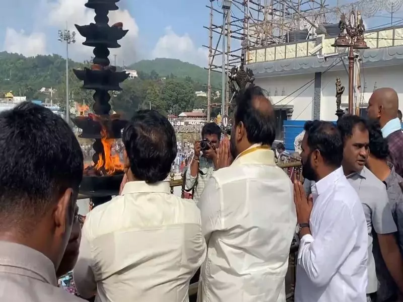 Indian Women's Cricket Team Receives Divine Blessings at Tirumala Temple Ahead of World Cup Final
