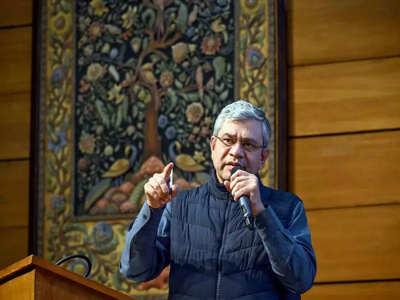 India's AI Growth Powered by 5-Layer Strategy, Focus on Youth: Vaishnaw