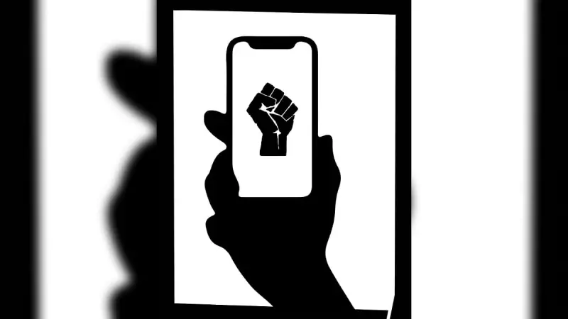 India's Gig Economy: Ajit Ranade Highlights Risks Without Rights