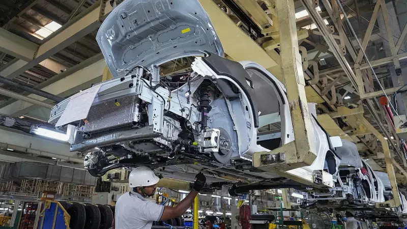 India's Manufacturing PMI Slumps to 55 in Dec, Hits 2-Year Low