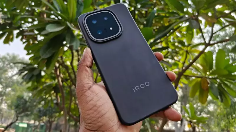 iQOO 15 with Snapdragon 8 Elite Gen 5 Launches in India