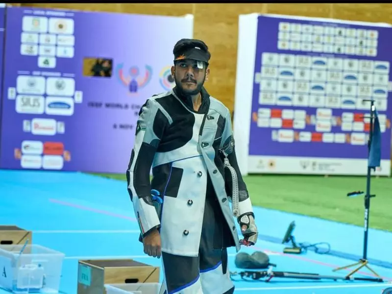 ISSF World Cup: India Wins 2 Silver Medals in Rifle & Pistol