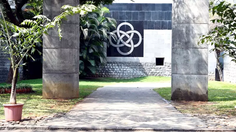 IUCAA Pune Celebrates 37th Foundation Day with Public Lecture & Skygazing