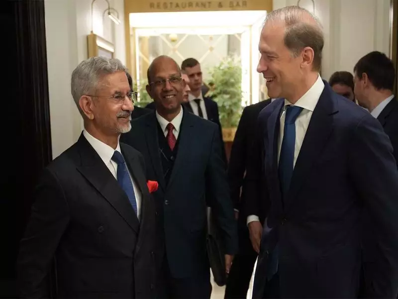 Jaishankar Meets Russian Deputy PM Manturov, Reviews Annual Summit Prep