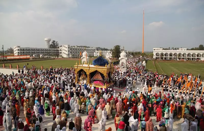 Jalandhar Religious Event Sparks Pollution Concerns from Overseas Devotees