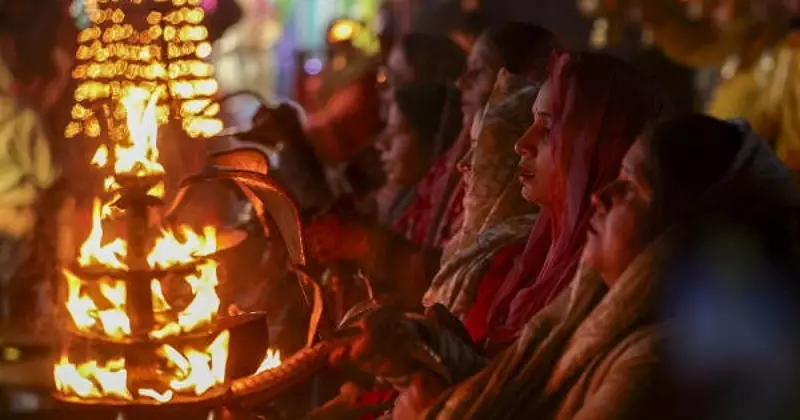 January 2, 2026: World News in Pictures - From Kolkata Carnival to Swiss Tragedy