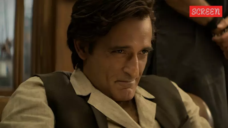 Journalist calls Akshaye Khanna 'not humble'; fans defend Dhurandhar star