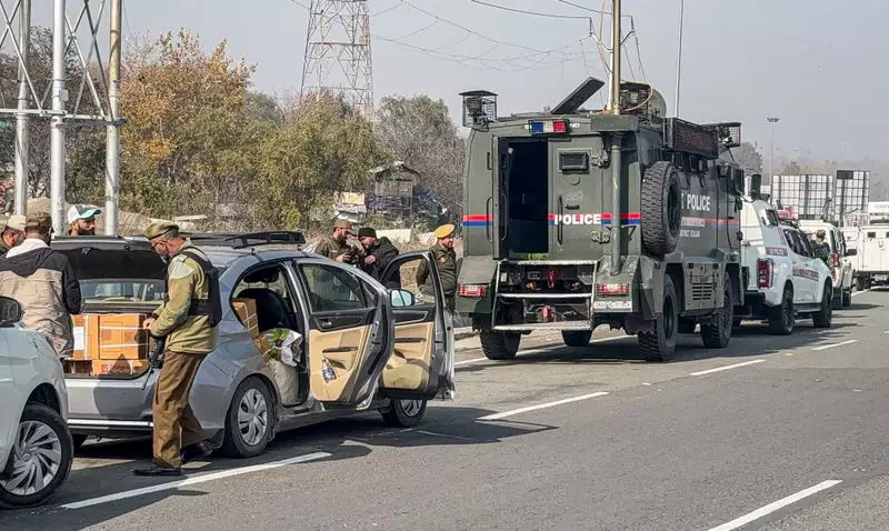Kashmir Valley Intensifies Vehicle Checks After Delhi Blast
