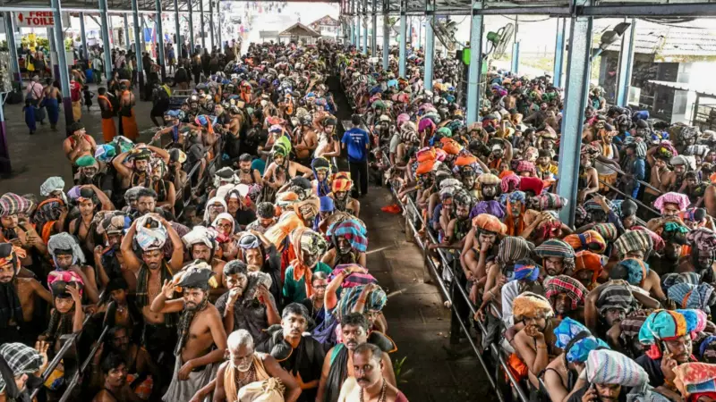 Kerala HC Caps Sabarimala Pilgrims at 75,000 Daily Amid Safety Crisis
