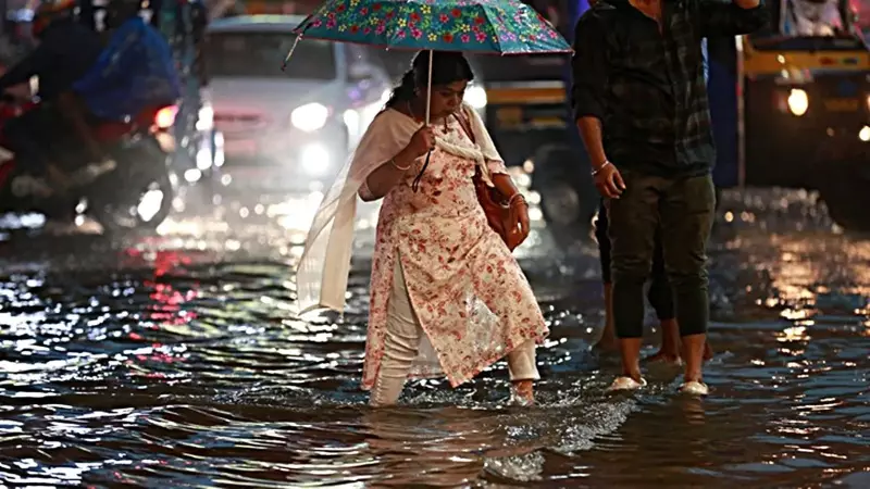 Kerala on High Alert: Torrential Rains Force School Closures, Tourists Warned Against Hilly Areas