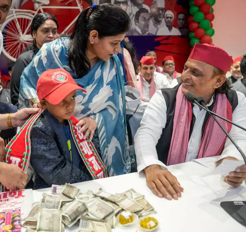 Khajanchi Turns 9: Akhilesh Yadav Celebrates Demonetisation Baby