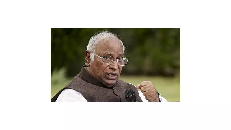 Kharge Predicts Mahagathbandhan Victory in Bihar 2025 Polls