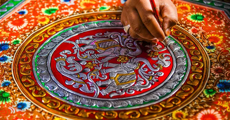 Kinnal Craft Crisis: Karnataka's 700-Year-Old Art Form Faces Extinction Due to Wood Shortage