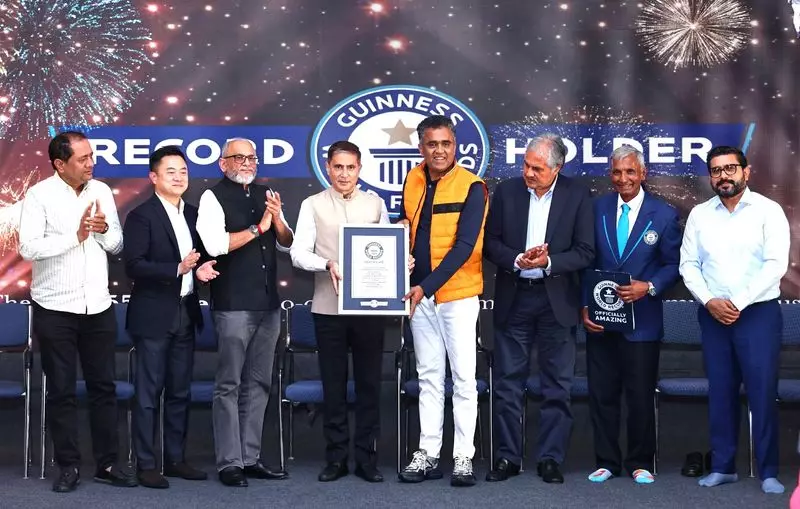 Kisna Sets Guinness World Record with 55-City Marathon Across India