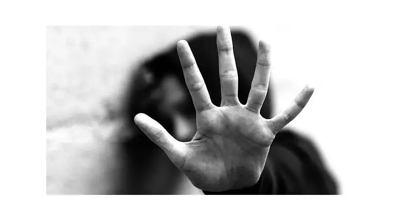 Kolkata Woman Gang-Raped, Robbed of ₹26,000 in Bengaluru Late-Night Horror