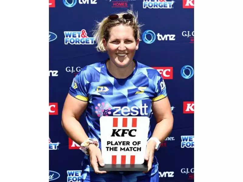 Laura Harris Equals World Record with 15-Ball Fifty in Women's T20 Blast