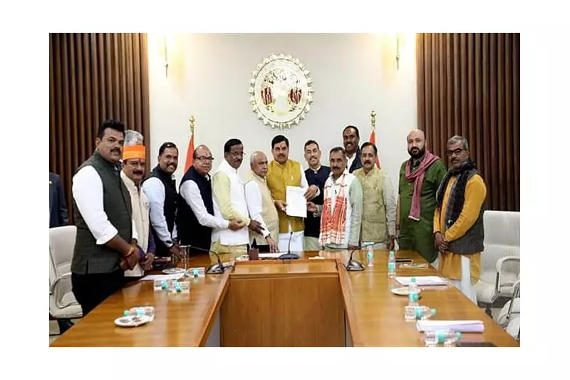 Madhya Pradesh Cancels Pooling, Showers Honors on Farmers Ahead of Simhastha