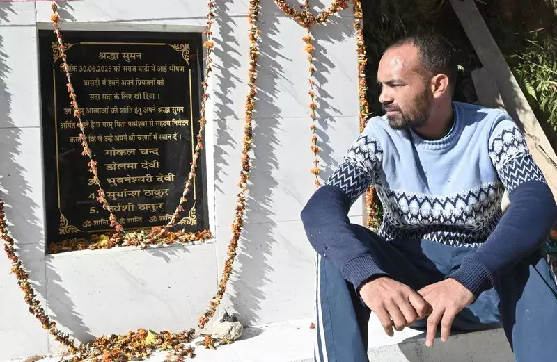 Mandi Man Loses 5 Family Members to Flash Flood, Left Alone