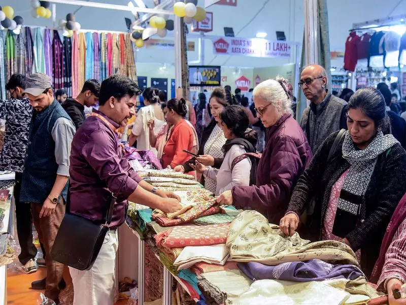 McKinsey: Fashion Industry Faces Tough 2026 Amid Global Pressures