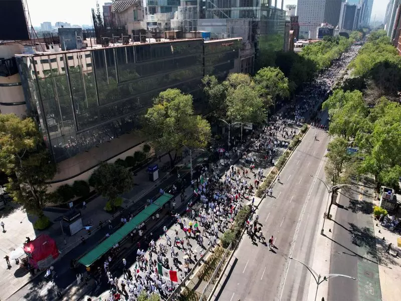 Mexico City Erupts: Gen Z Protests Against Crime & Corruption Turn Violent