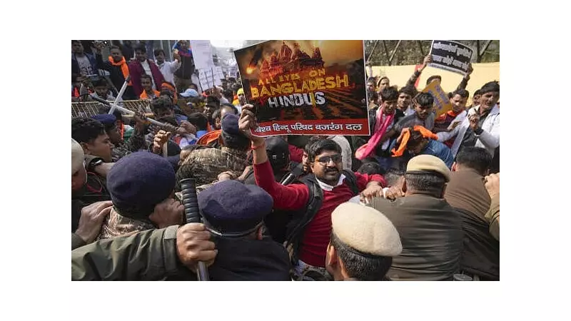 Mumbai Protest: VHP, Bajrang Dal Condemn Lynching of Hindu Man in Bangladesh