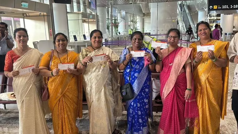 Navi Mumbai Airport Welcomes First Passengers in Historic Test Flight