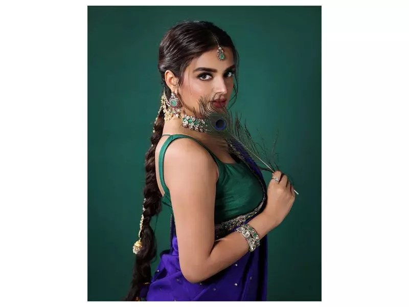 Nidhhi Agerwal Mobbed at Raja Saab Event, Case Filed Against Organisers