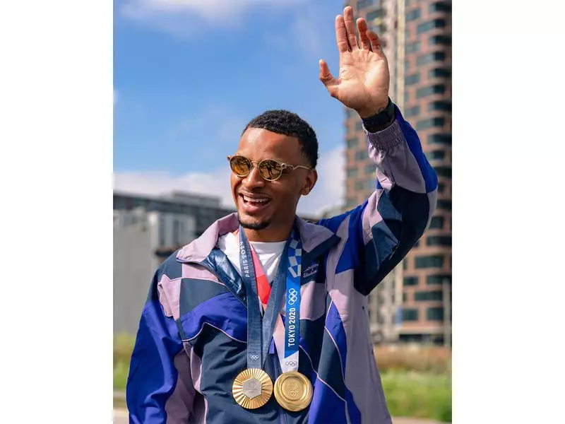 Olympic Champion Andre De Grasse Named Ambassador for Tata Mumbai Marathon 2025