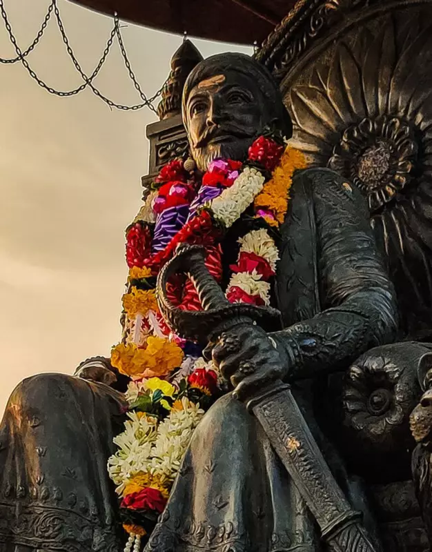 Oxford University Press Apologises to Shivaji Maharaj Descendant Over 2003 Book