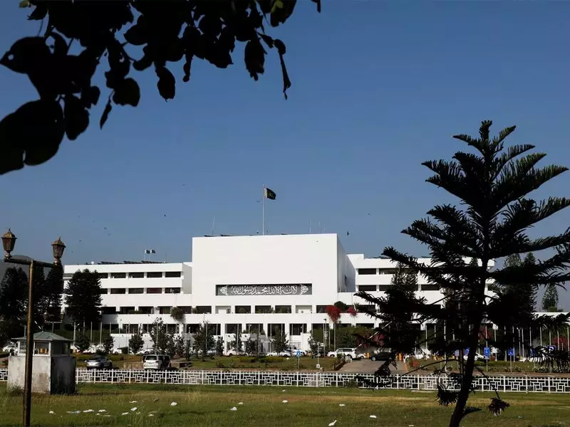 Pakistan Parliamentary Panels Resume Debate on Field Marshal Status Today