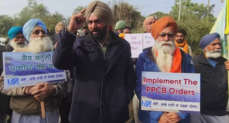 Patiala Farmers Protest Outside PPCB Office Over 'Kale Pani' Canal Pollution