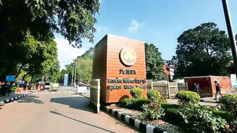 PGI Chandigarh Contract Workers Hunger Strike Over Rs 55 Crore Unpaid Wages