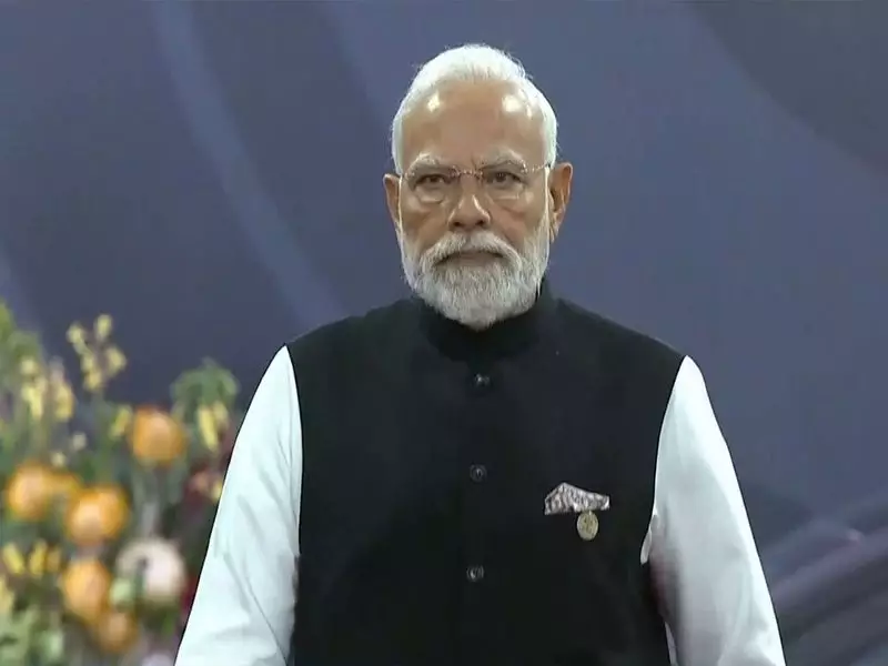 PM Modi Arrives in Johannesburg for Crucial G20 Summit