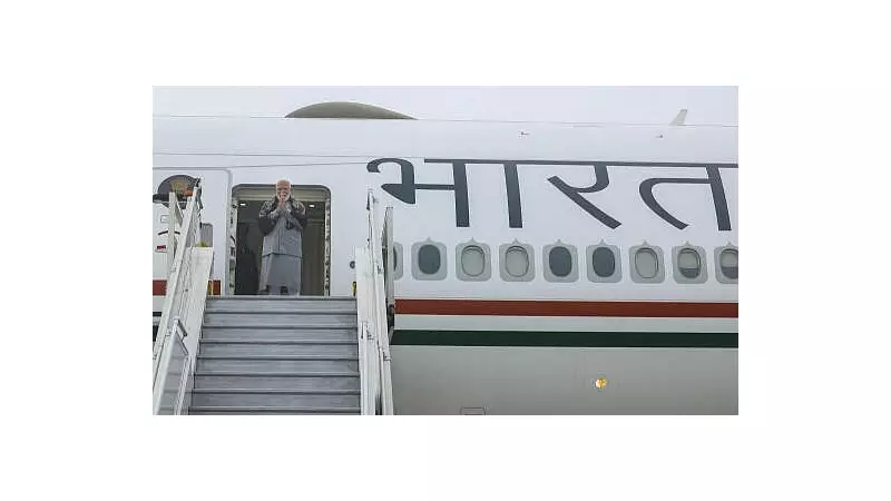 PM Modi Arrives in Jordan, Aims to Strengthen Bilateral Ties During Key Visit