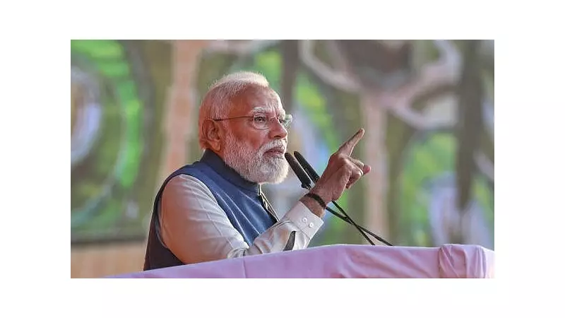 PM Modi Pays Tribute on Veer Baal Diwas, Honors Sahibzades' Sacrifice