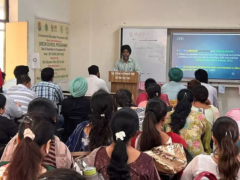 PM Shri School Teachers Attend Transformative Seminar at DIET Kairon