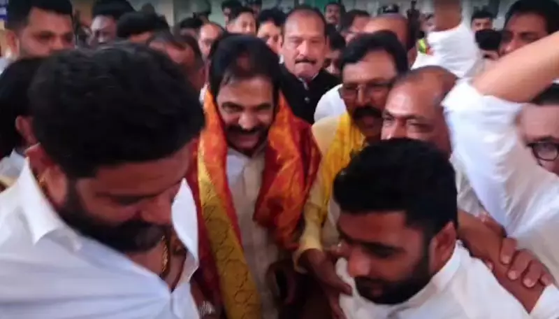 Pro-Shivakumar Slogans Greet Venugopal in Mangaluru, Highlighting Congress Power Dynamics