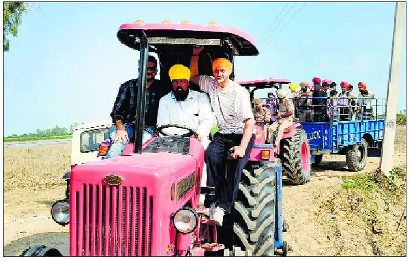 Progressive Punjab Farmer Becomes Messiah for Flood-Hit Residents