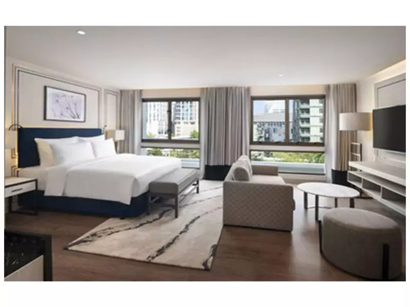 Radisson Revives Bangkok Landmark: Chateau de Bangkok Opens Doors