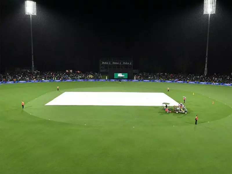 Rain Plays Spoilsport: England vs New Zealand First T20I in Christchurch Abandoned Without a Ball Bowled
