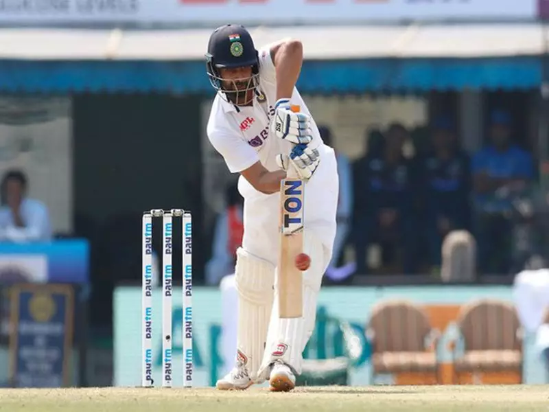 Ranji Trophy Day 1: Vihari, Musheer Centuries; Aquib's 5-Wicket Haul