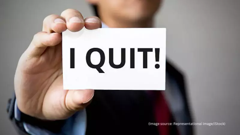 Redditor quits job in 3 hours over 9-hour shifts for Rs 12,000