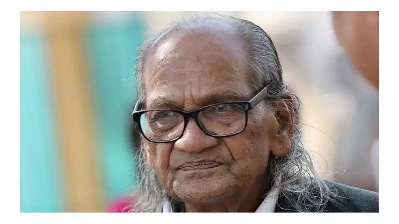 Renowned Sculptor Ram Sutar, Creator of Statue of Unity, Dies at 97