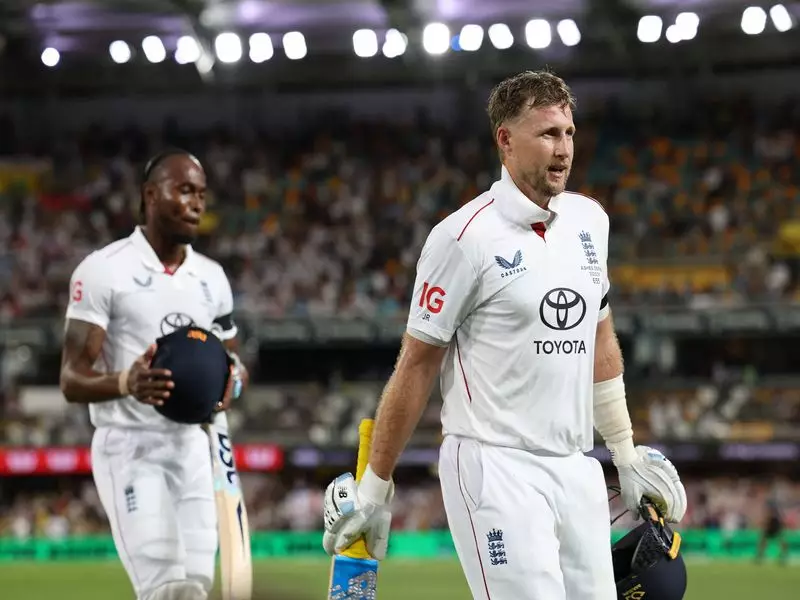 Root & Archer Shatter Record with Highest 10th-Wicket Stand in Day-Night Test