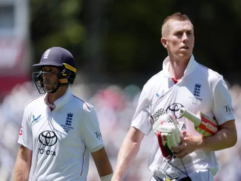 Root & Crawley's 206-run stand keeps England in Ashes hunt, need 329 more