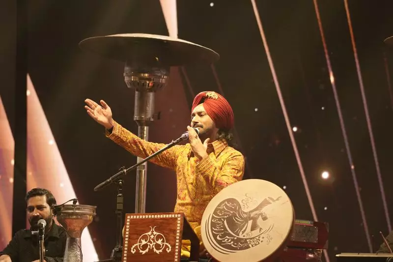 Satinder Sartaaj Mesmerizes LPU Audience with Heritage Tour India Concert